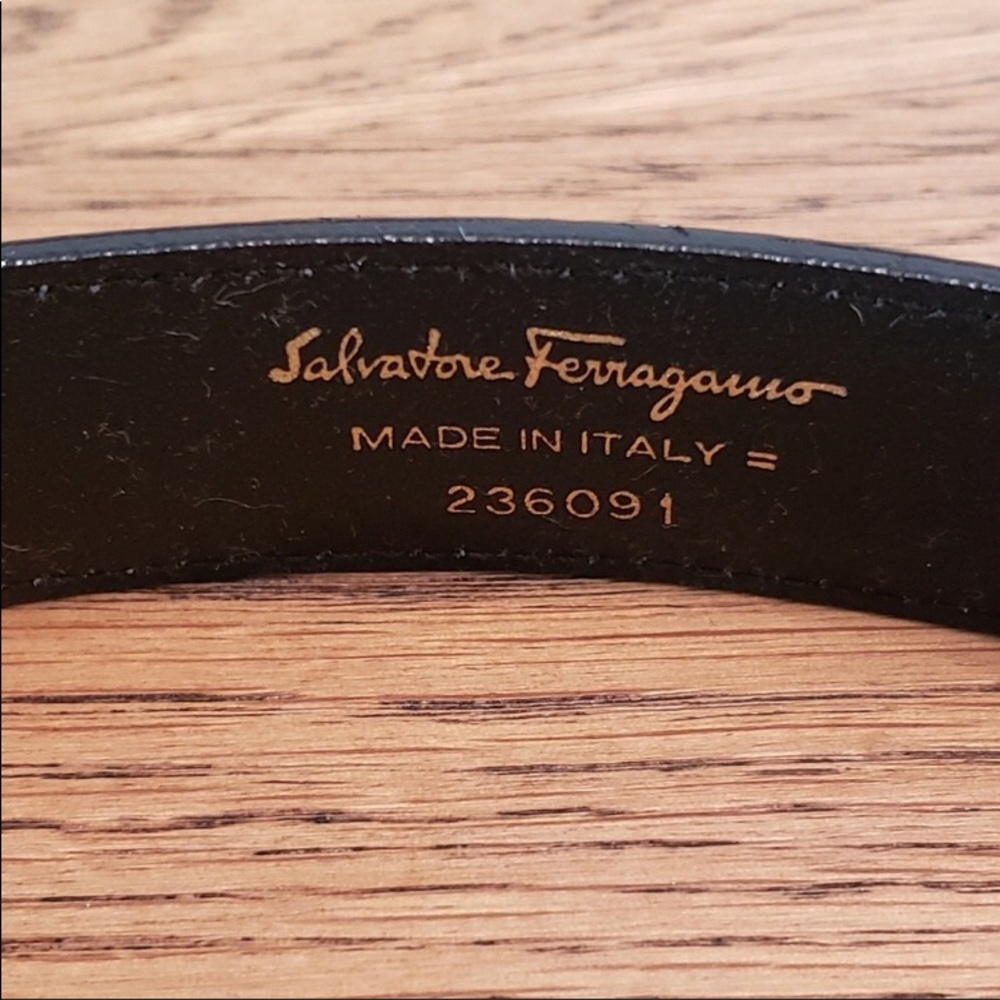 Ladies Ferragamo Belt